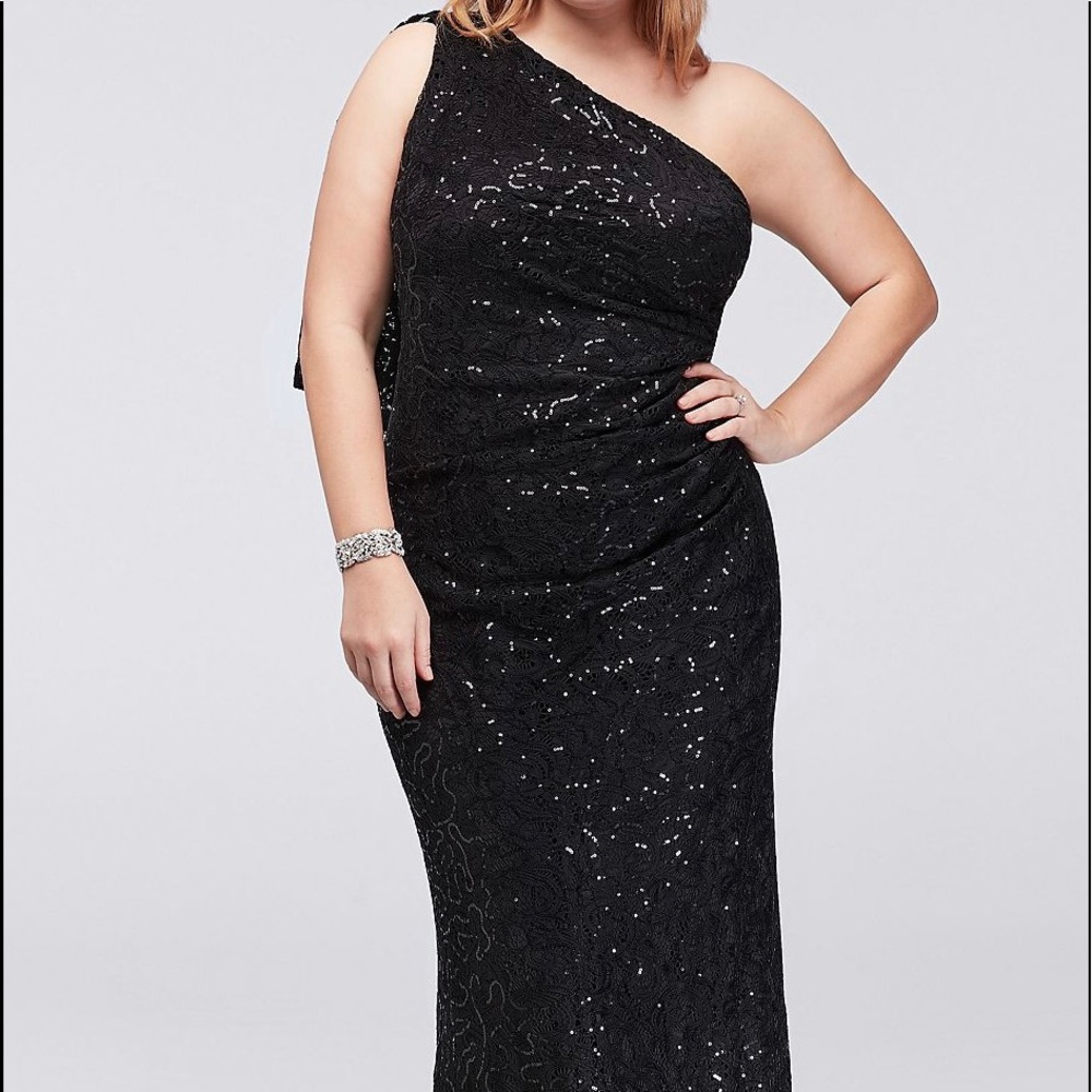 One-Shoulder Sequin Lace Plus Size Dress